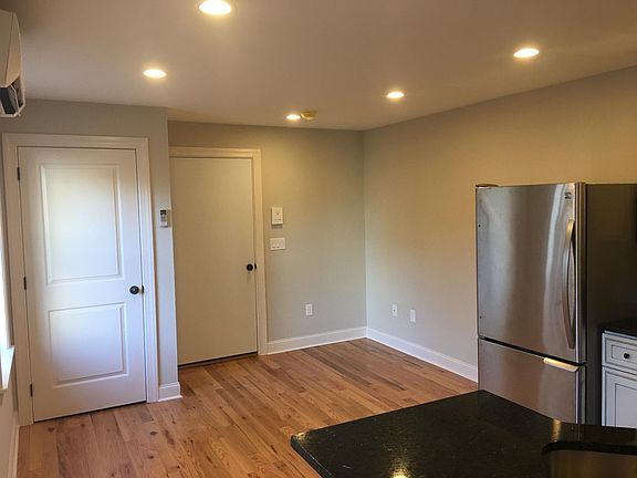 Apt 1R Kitchen