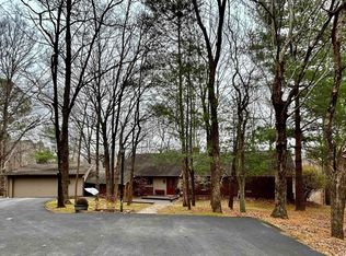 396 May Apple Ln, Carbondale, IL 62903