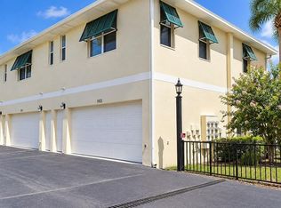1103 Islamorada Ln, Tampa, FL 33606