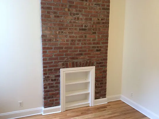 Rented by Peter Jacob, LREB | media 23