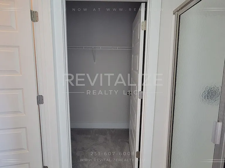 1730 Grouse St — Photo 47