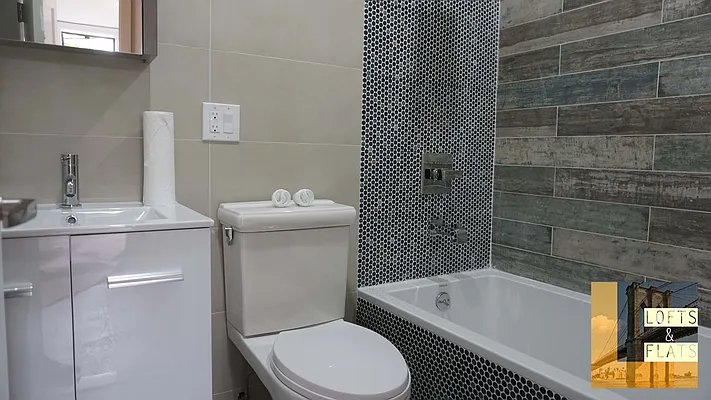 Rented by Lofts and Flats LLC | media 28