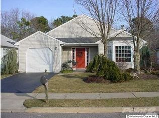 46 Sleepy Hollow Dr, Brick, NJ 08724