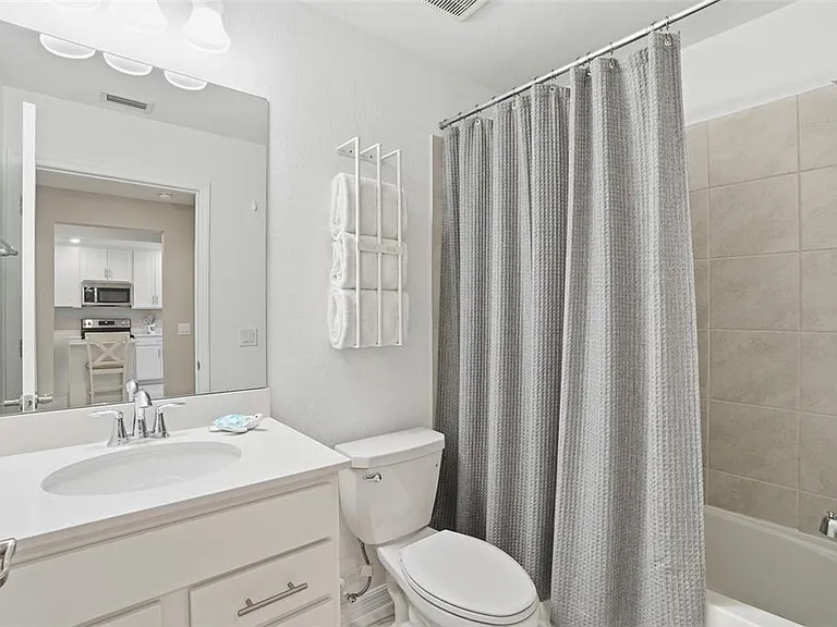 14204 Heritage Landing Blvd #712 — Photo 28