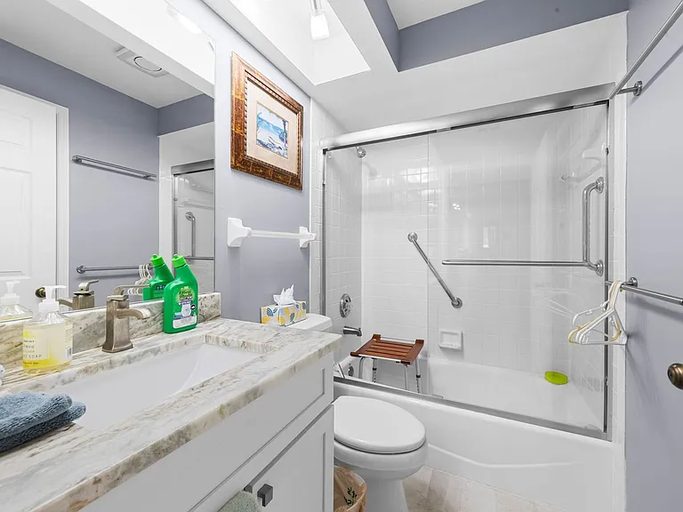 4201 Sawgrass Point Dr #102 — Photo 12