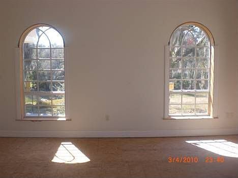 2nd image of 912 Shoals Landing Dr
