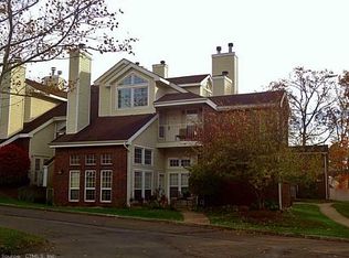 281 Carriage Crossing Ln, Middletown, CT 06457