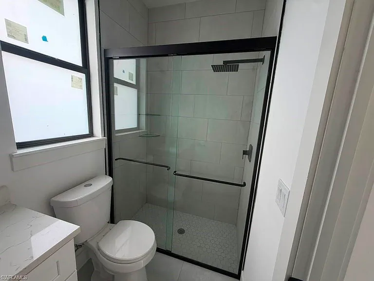 245 Pennfield St — Photo 39