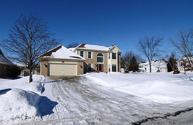 2nd image of 300 Fieldcrest Dr