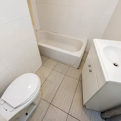 Rented by Nooklyn NYC LLC | media 21