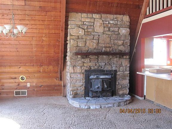 4th image of 1212 Lark Ave