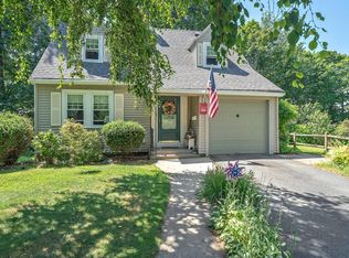 71 Sims Rd, Quincy, MA 02170