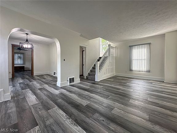 3rd image of 78 Helen Ave