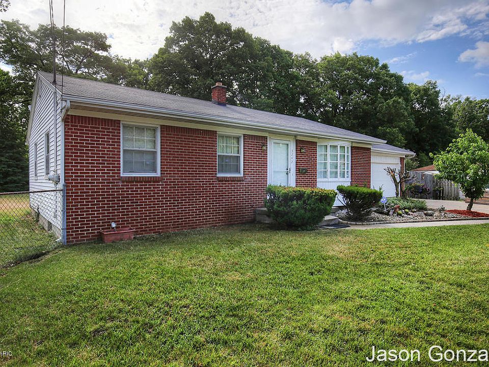 2nd image of 3242 Boone Ave SW