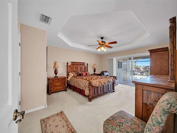 3rd image of 240 WHITE MARSH LANE