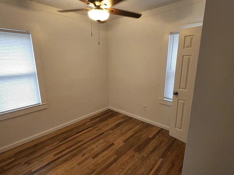 35838 Oregon Ave — Photo 3