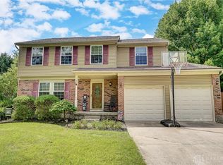 1427 Sand Stone Ct, Dayton, OH 45440