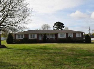 107 Colonial Dr, Chesnee, SC 29323