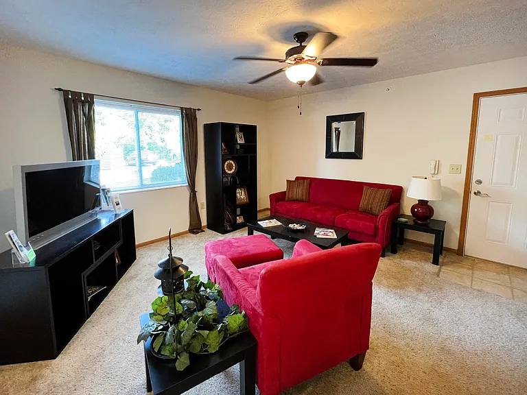 Walton Ridge Apartments — Photo 9