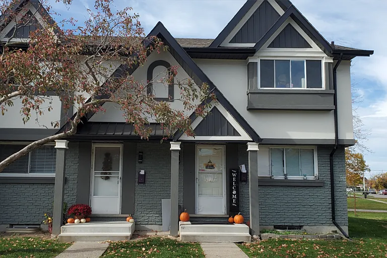 33 Berkley Dr — Photo 30