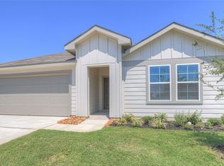 1113 Argonne Frst, Seguin, TX 78155