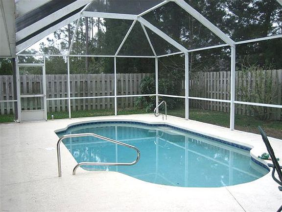 4th image of 9 Woodside Dr
