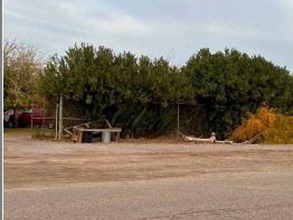 3rd image of 2055 E Willow Dr