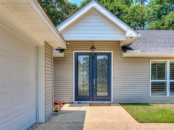 4th image of 6404 Sugar Creek Dr N