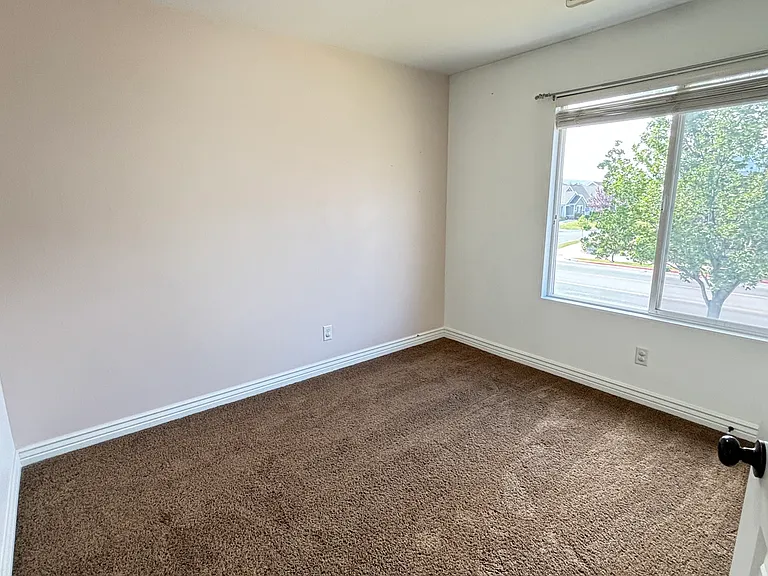 816 W Via Papiano St — Photo 14