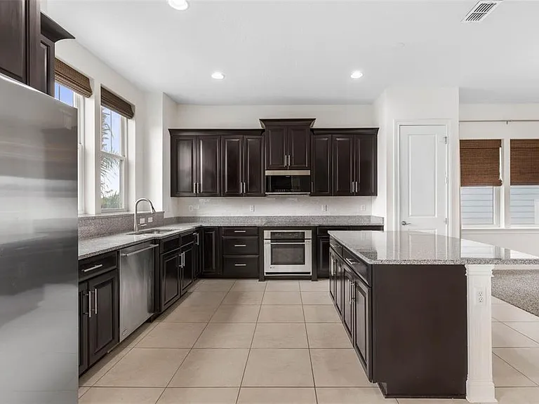 2703 Morning Light Ct — Photo 15