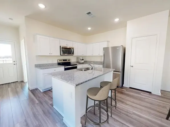 108 Connecticut Ct, Princeton, TX 75407