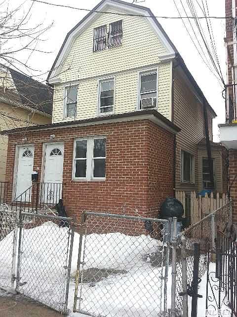 2nd image of 10862 42nd Ave