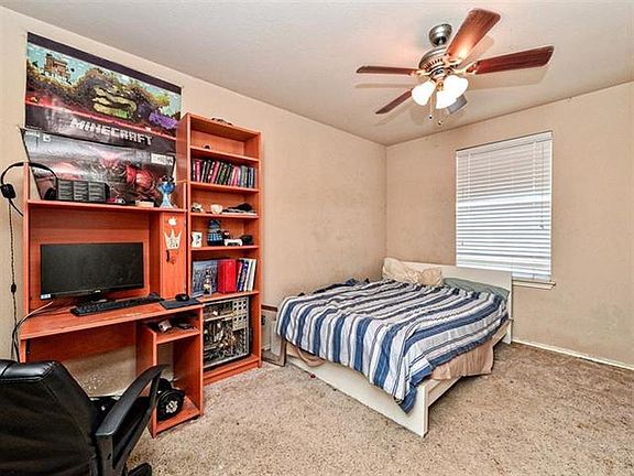5th image of 8636 Harrier Dr