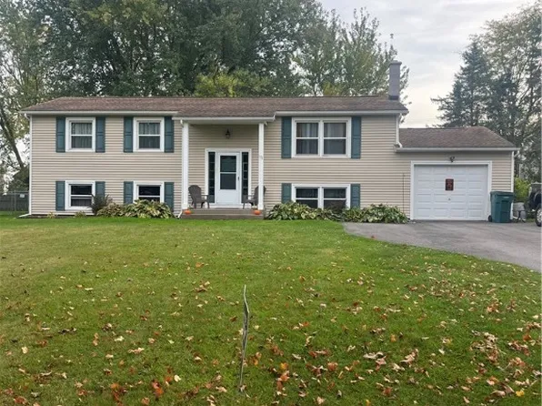 171 Hillside Dr, Hilton, NY 14468