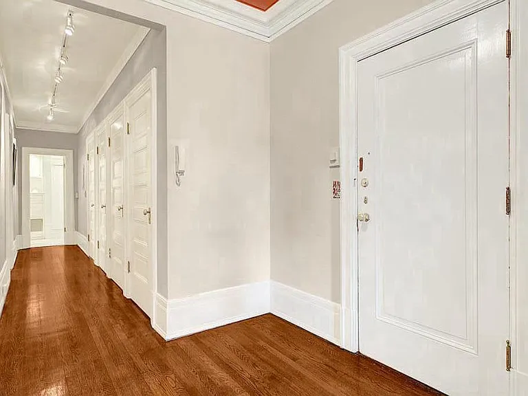 Entry way and ample storage (four closets) in main hallway