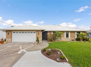 6148 Plumosa Ave, Fort Myers, FL 33908