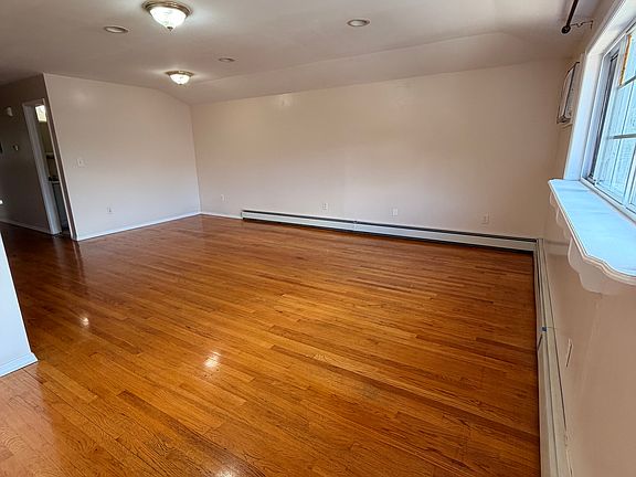 2nd image of 10021 90th Ave #2