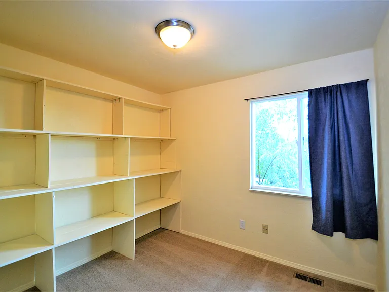 1288 Suncrest Way — Photo 13