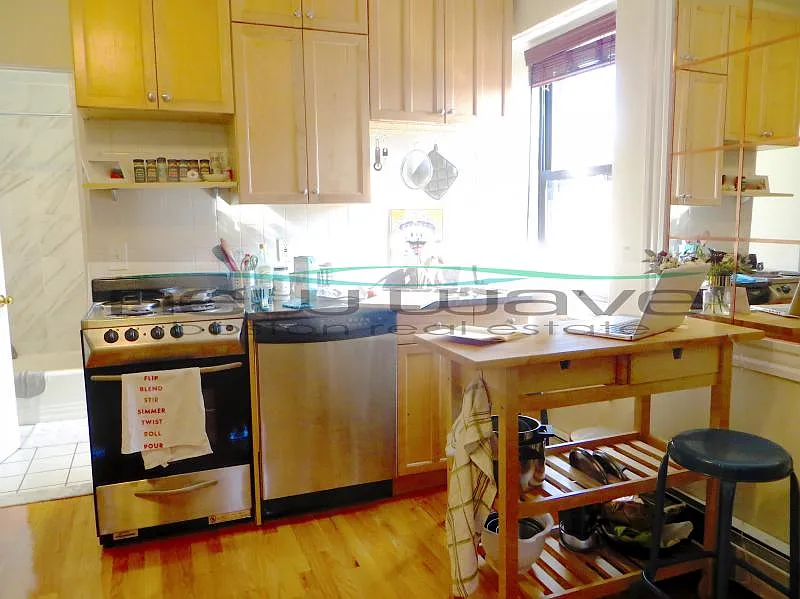 14 Cumberland St — Photo 3