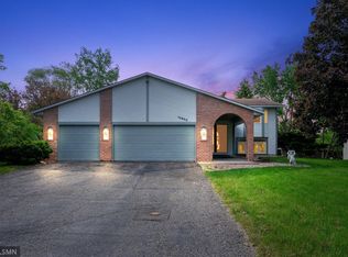 15650 Highview Ln, Apple Valley, MN 55124