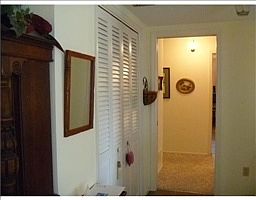 2nd image of 1622 Golf View Dr