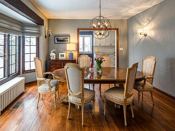 251 Pondfield Road W