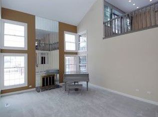 5323 Fenview Ct, Long Grove, IL 60047