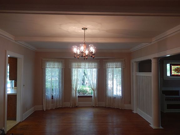 4th image of 714 N 5th St