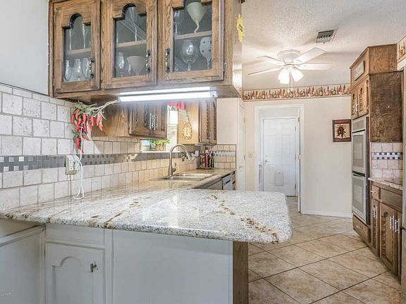 3rd image of 7604 Cervin Dr