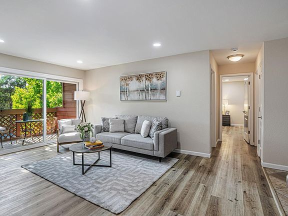 4th image of 644 Teatree Ct