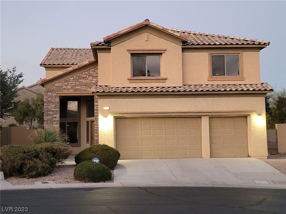1st image of 66 Alpine Bay Ave