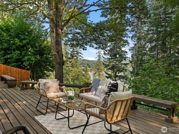202 Fir Drive NW, Gig Harbor, WA 98335