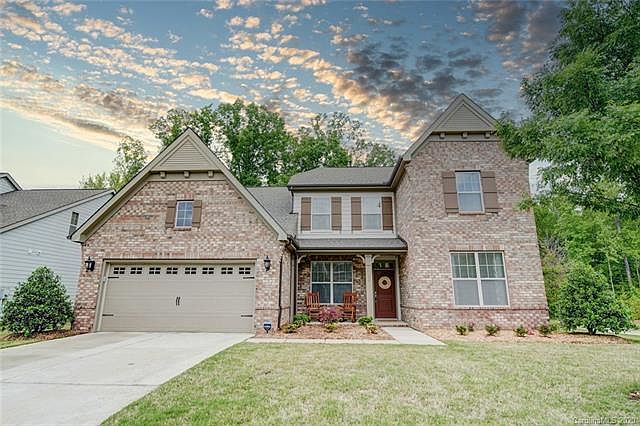 1st image of 15442 Oleander Dr
