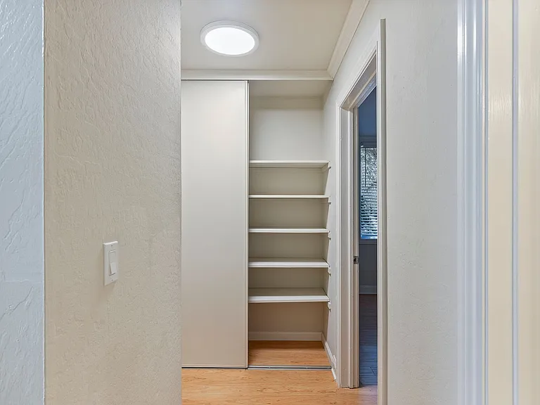 475 Weldon Ave. — Photo 14